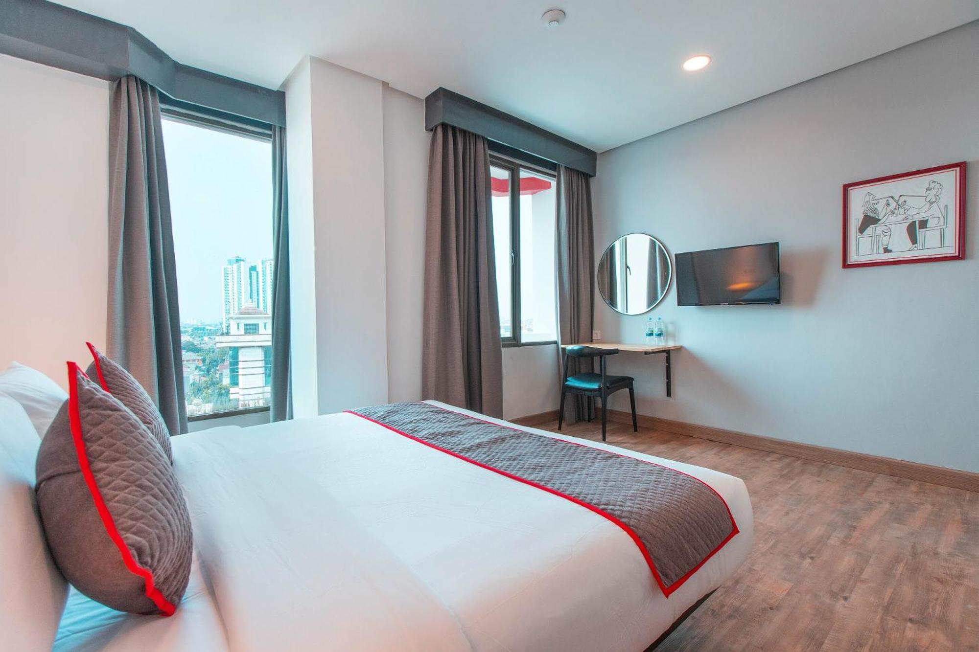 Super Oyo Townhouse 1 Hotel Salemba Jakarta Eksteriør bilde